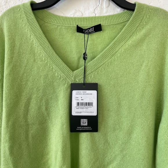 NWT GOBI Mongolian Cashmere V-Neck Sweater - Picture 3 of 6